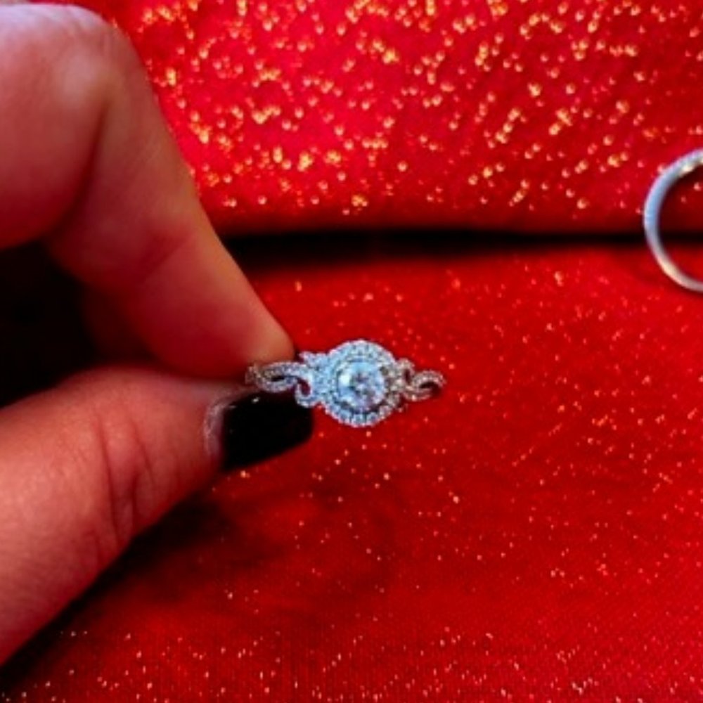 Vera Wang Engagement Ring (Size 10)